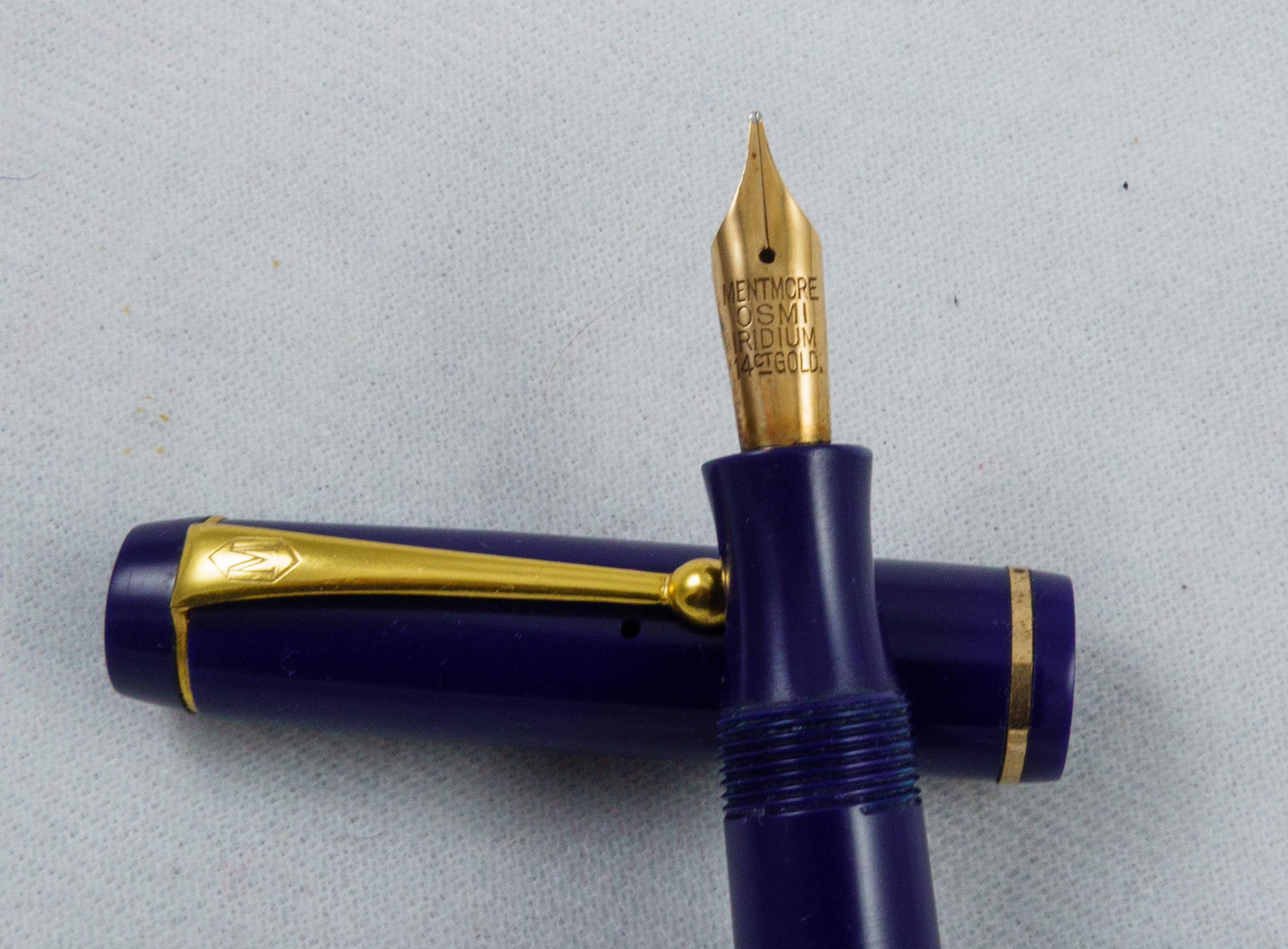 Mentmore Autoflow - Navy Blue (Pen 2600)